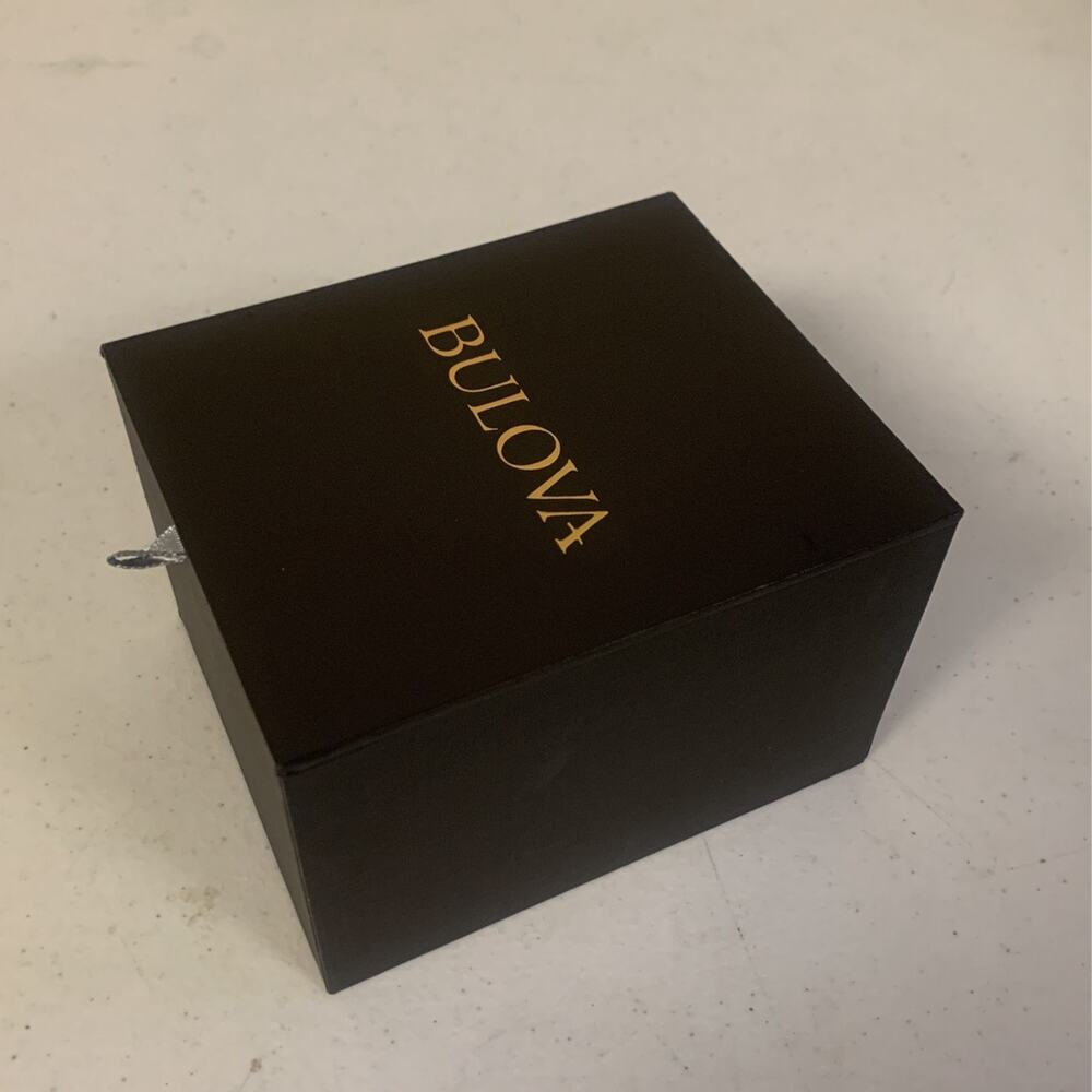 Men's Bulova Futuro Modern Classic Two-Tone Watch with Blue Dial - Model… - Picture 9 of 9